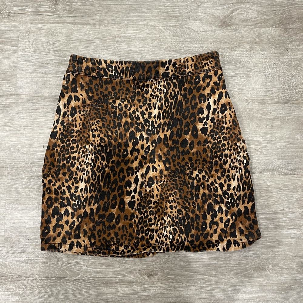 Forever 21 Cheetah Skirt